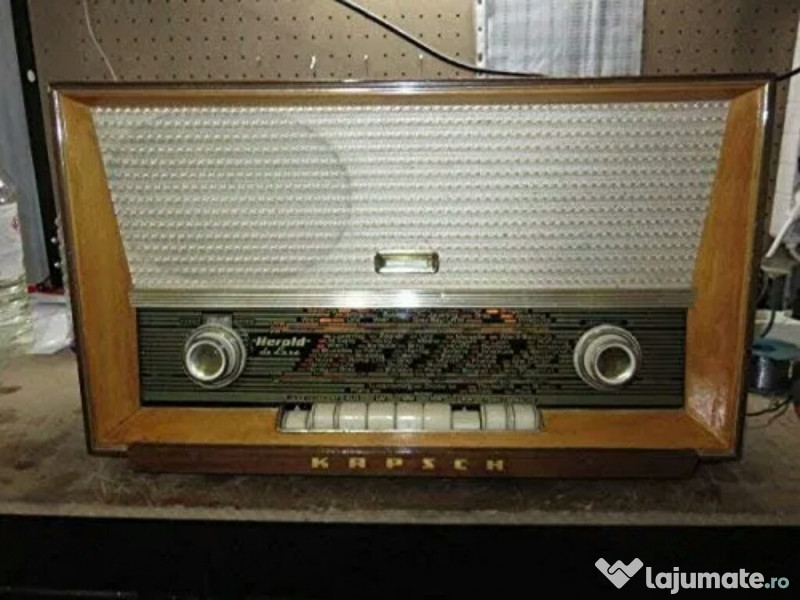 playground Scottish Joke Reparatii radio tv vechi pe lampi, 10 lei - Lajumate.ro