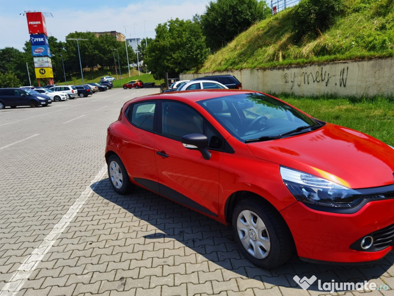 Renault Clio Sunt roșie și frumoasă, 5.650 eur Lajumate.ro