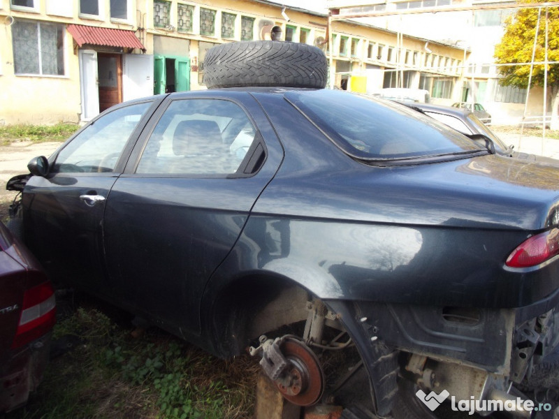 Dezmembrez Alfa Romeo 156 2 4jtd 15 Lei Lajumate Ro