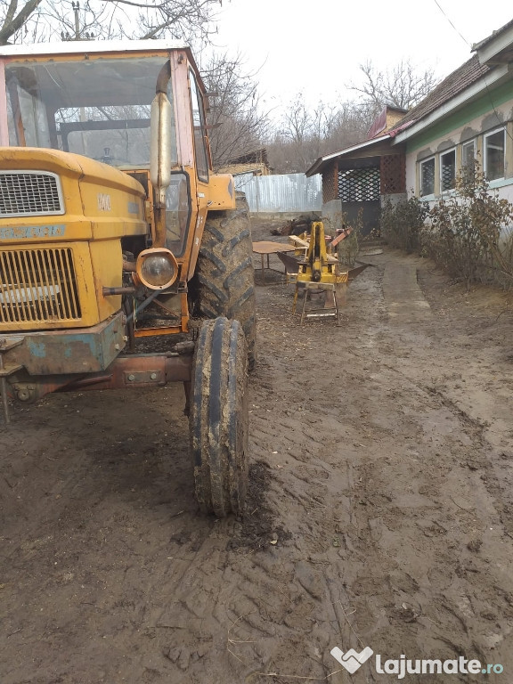 Tractor model (FIAT SOMECA 100) PRET UȘOR NEGOCIABIL