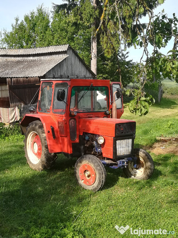 Tractor U445 - remorca - cositoare - grebla - mulgatoare