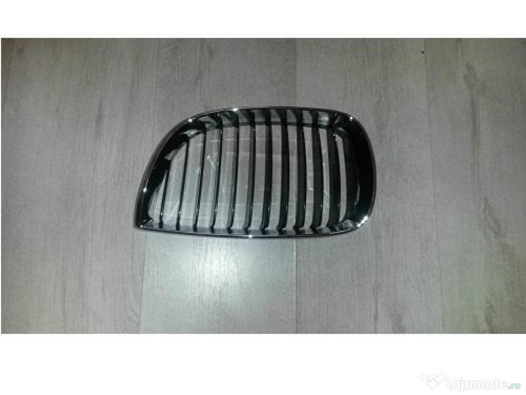 Grila radiator crom stanga BMW seria 1 (E81 , E87) 03 - 12