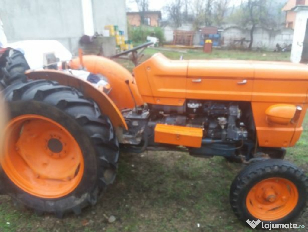 Tractor