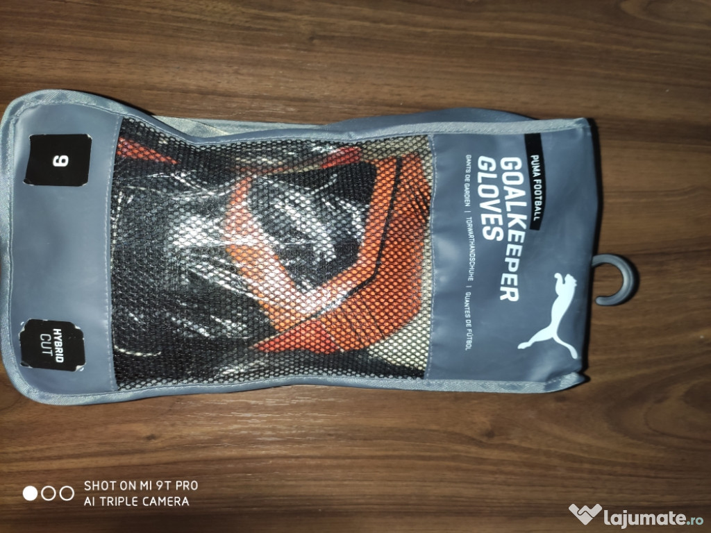 Mănuși portar puma .