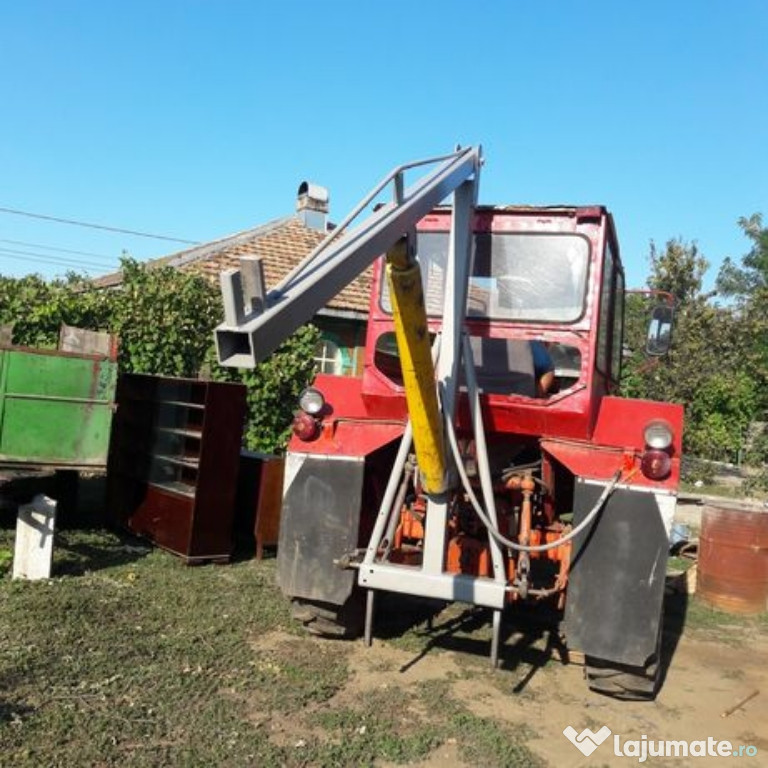 Macara girafa dupa tractor