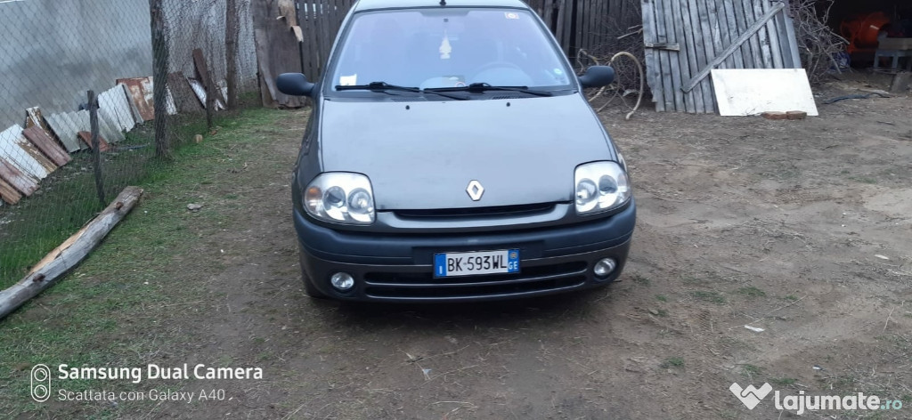 Renault clio