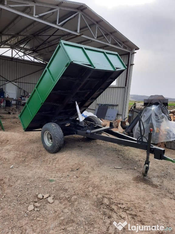 Remorca pentru tractor