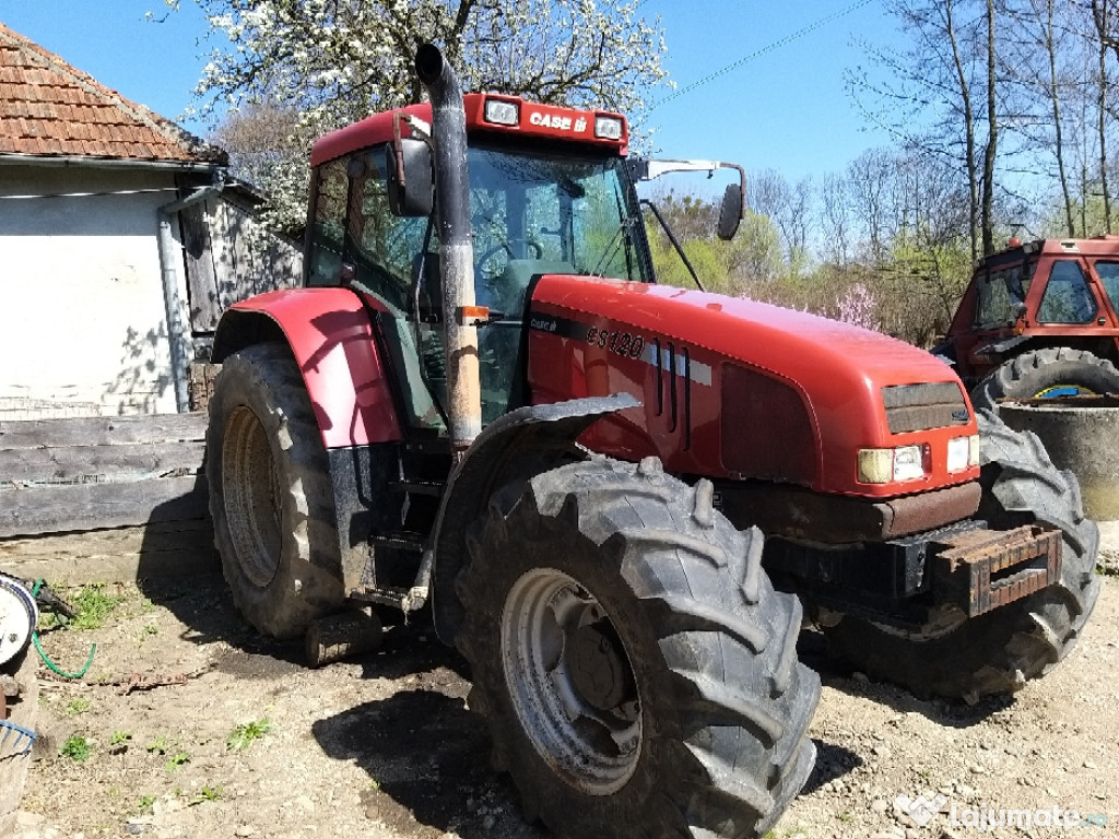 Tractor Case CS 120