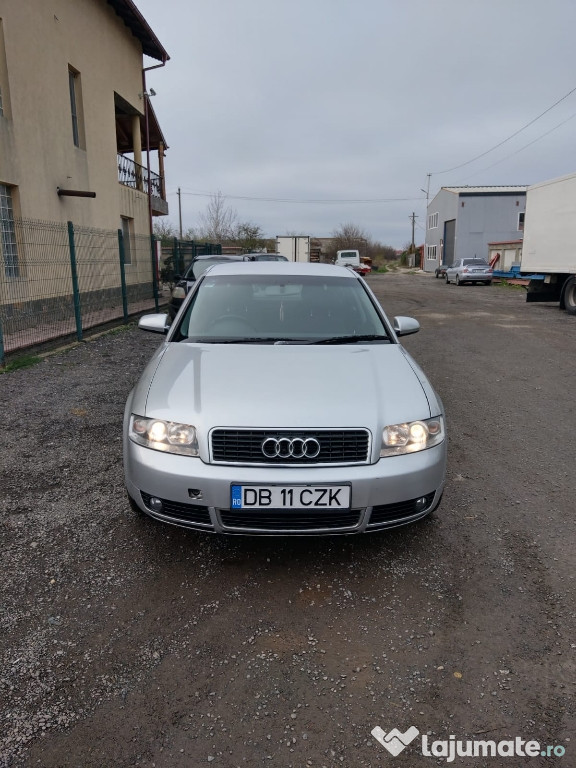 Audi a4 b6 benzina cu volan pe partea dreapta