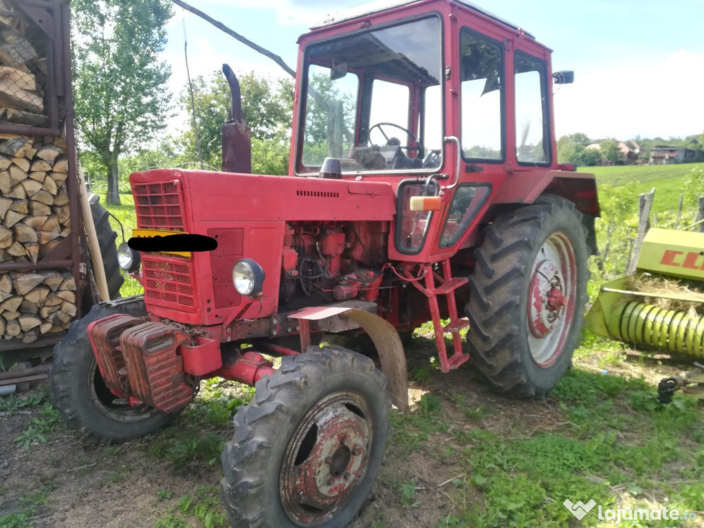 Tractor Belarus MTZ 82