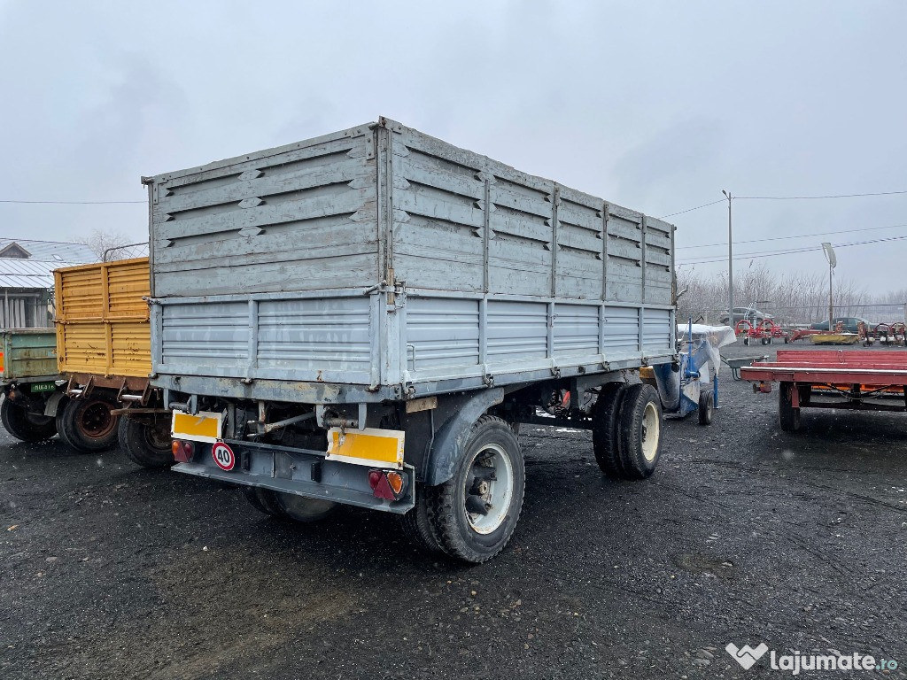 Remorca fixa, 4,50m/2,10m, obloane de 1,30m, Agrotab Maramur