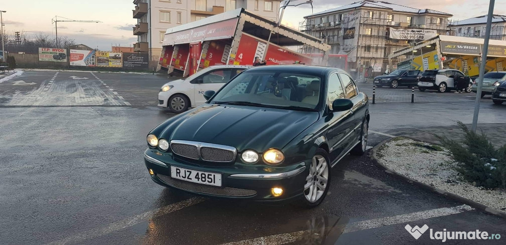 Jaguar X-Type