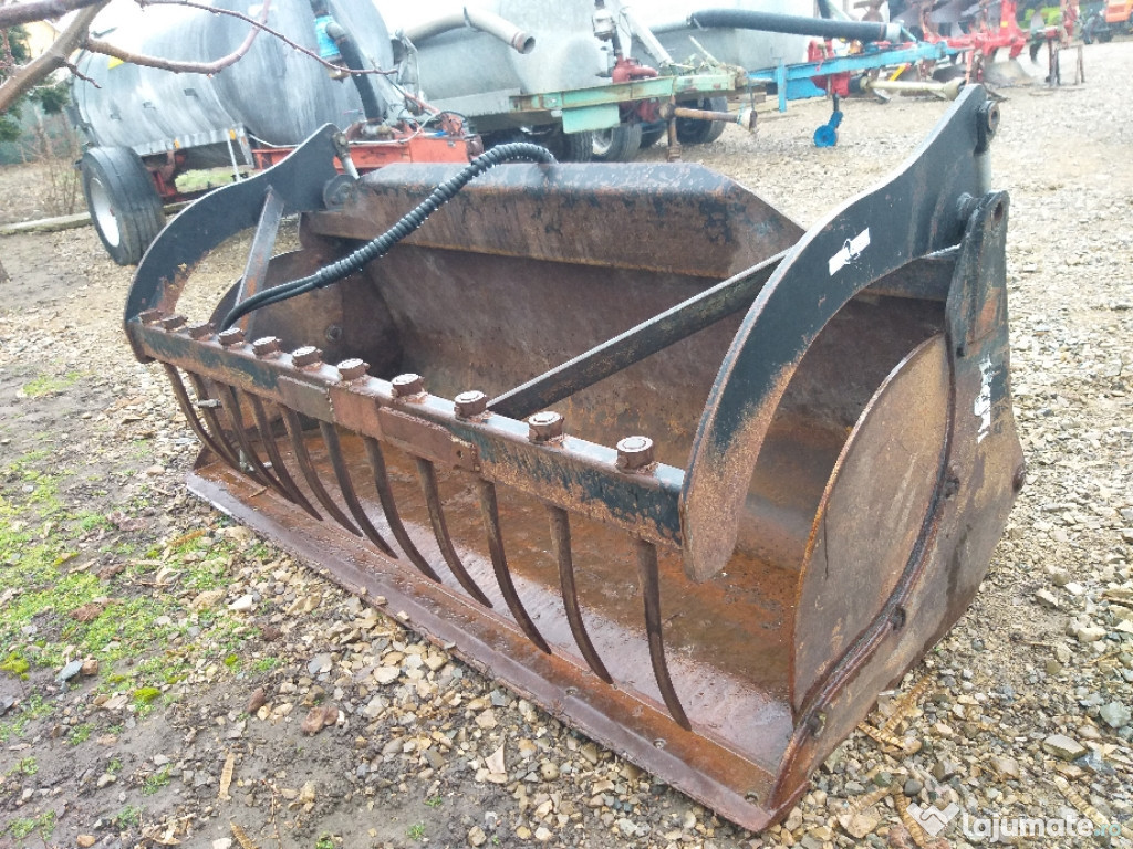 Cupă multifuncționala pentru încărcător frontal Manitou Jcb