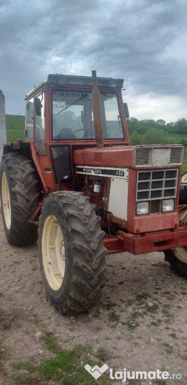 International 956 dt