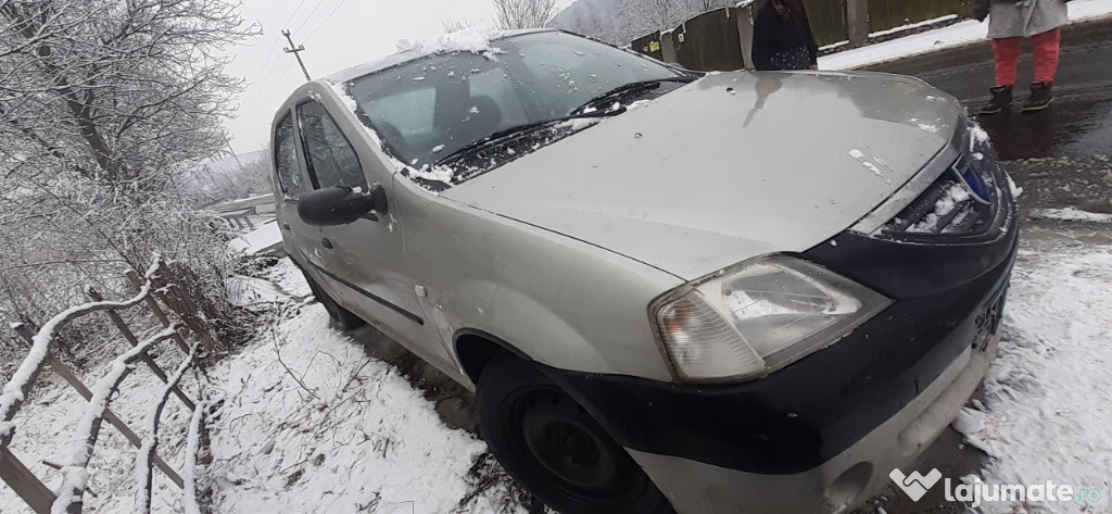 Dezmembrez Dacia Logan 1.4 benzină