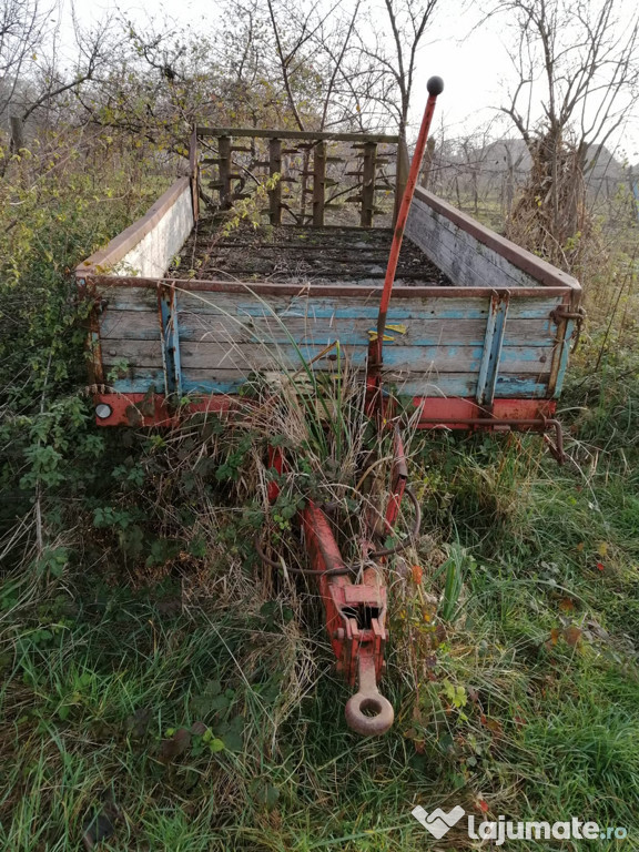 Presa balotat + Remorca împrăștiat gunoi