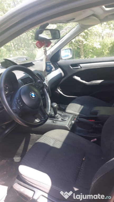 Dezmembrez BMW 320 D