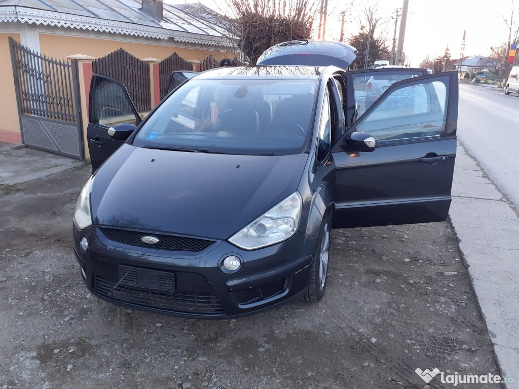 Ford S-Max - Panorama-Model Titanium