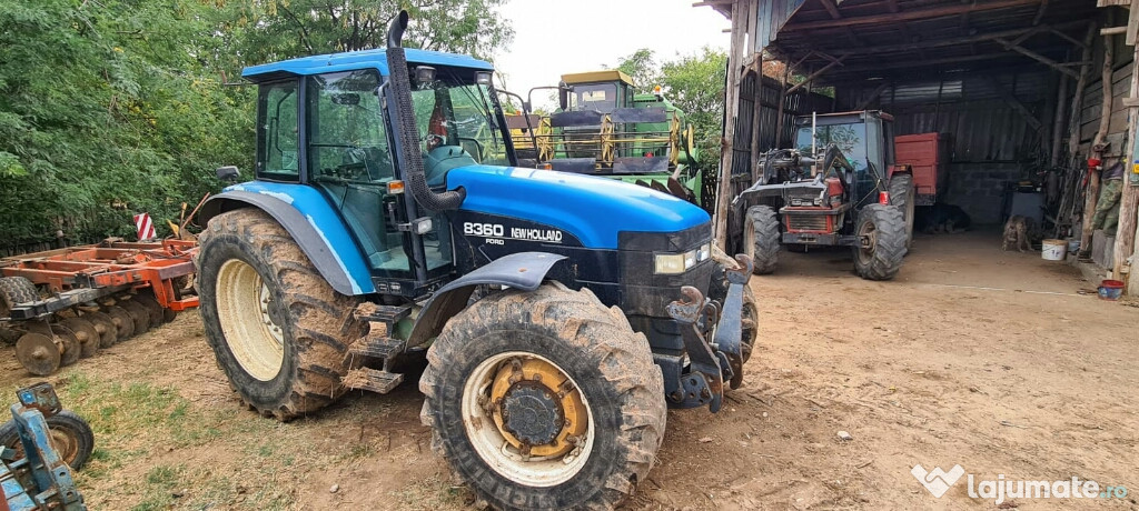 Tractor New Holland 8360