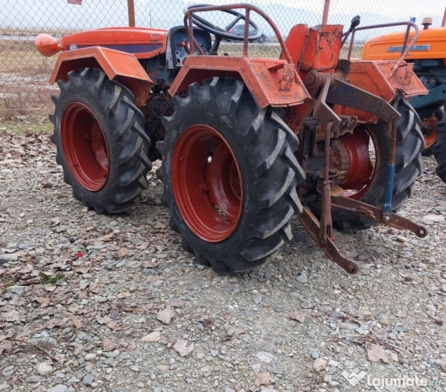 Tractor Articulat 4x4 Carraro 740