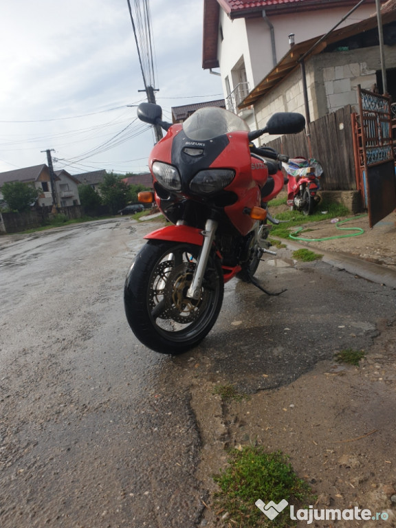 Moto Suzuki sv 650