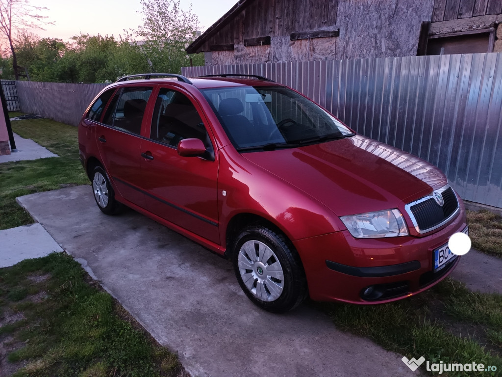 Skoda Fabia, an-2006,motor 1.2 benzină