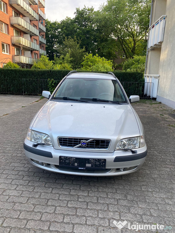 Volvo v40 1.9 (116cp)