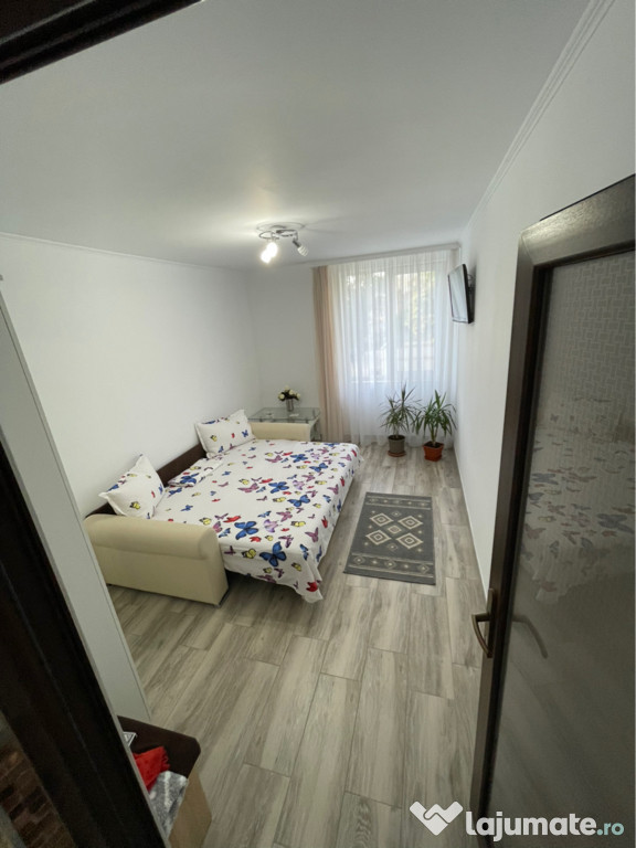 Apartament 3 camere 2 bai