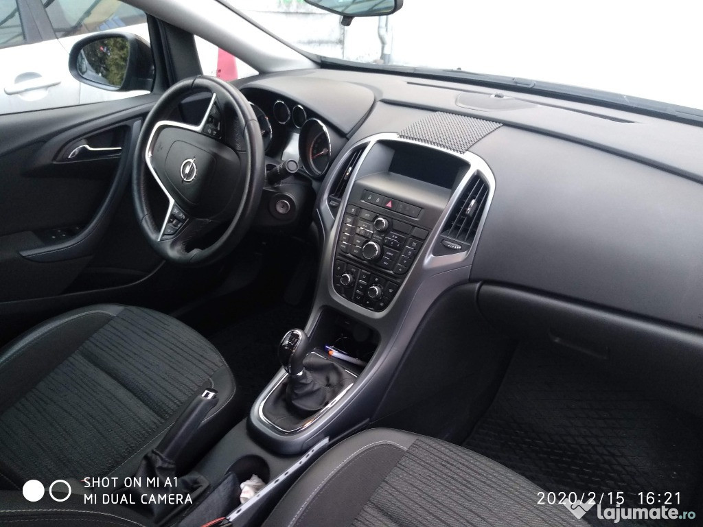 Opel Astra J Enjoy benzină, 1.6