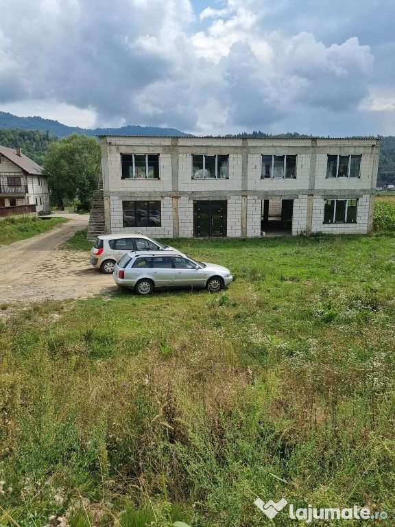 Imobil 630m2 in Maramures Ruscova