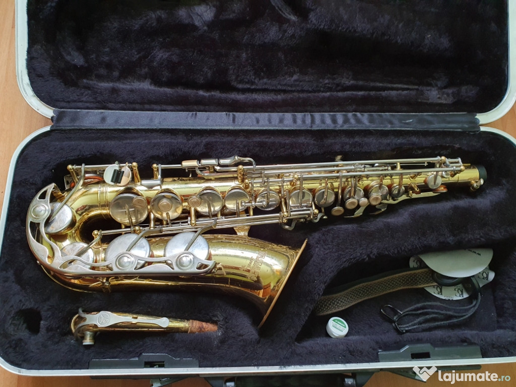 Vând saxofon Yamaha Yas 23