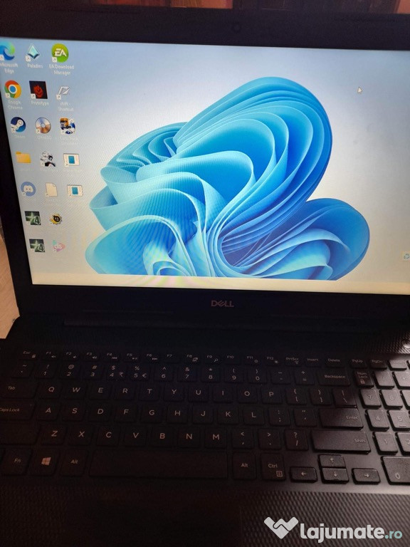 Laptop Dell Nou