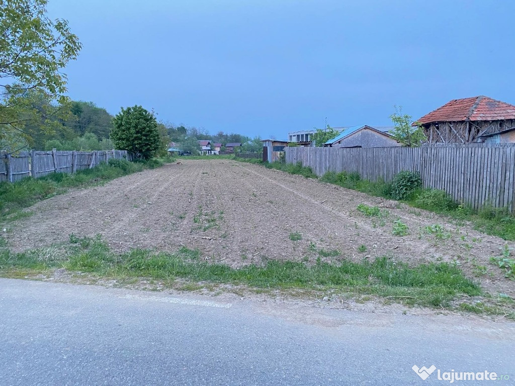 Teren intravilan, Darmanesti, sat Piscani,1734 mp,18 euro/mp