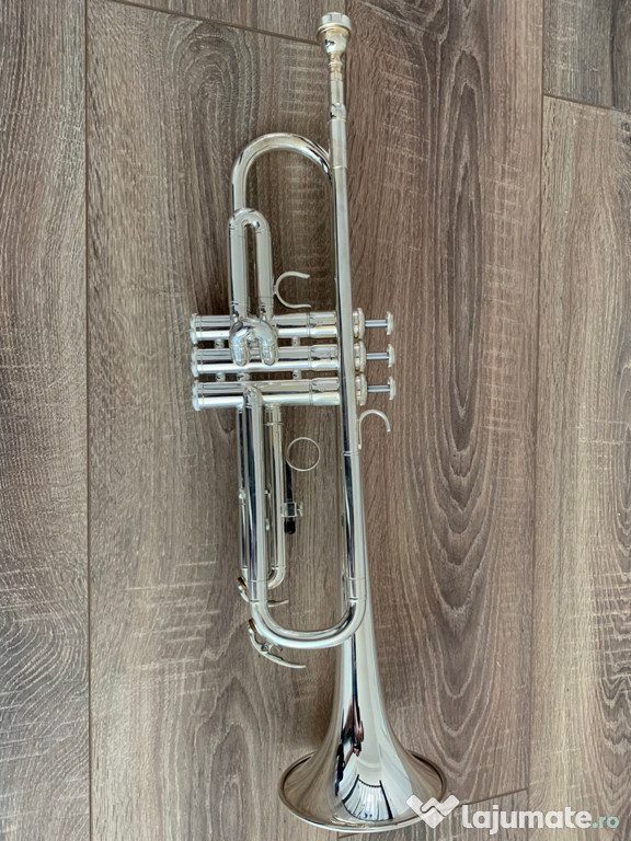 Trompeta Yamaha YTR 2330