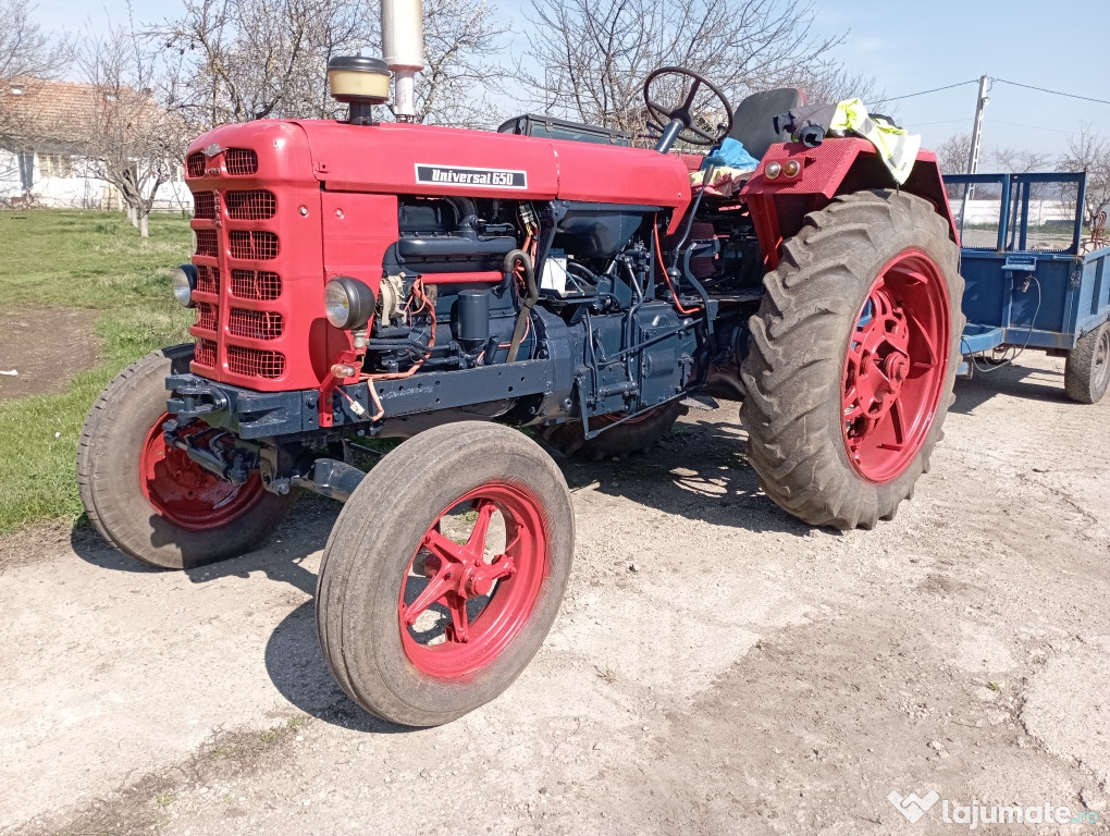 Tractor 650