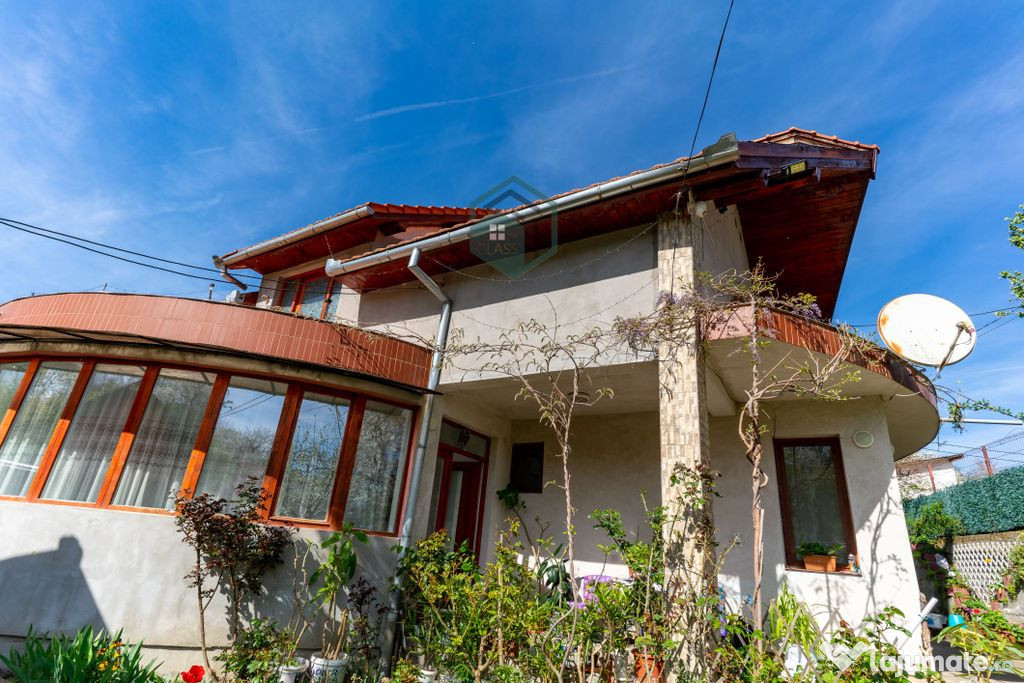 Casa cu 6 camere de vanzare, Ghelari, jud. Hunedoara