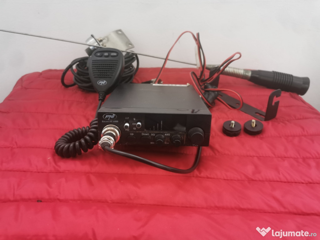 Stație radio auto PNI Escort HP 8000 Microfon și Antena