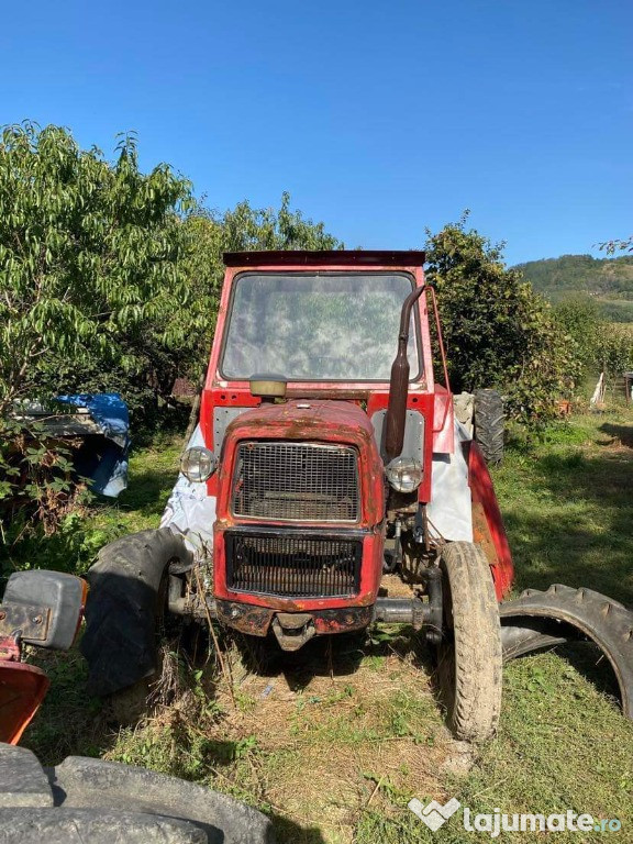 Vând tractor Fiat