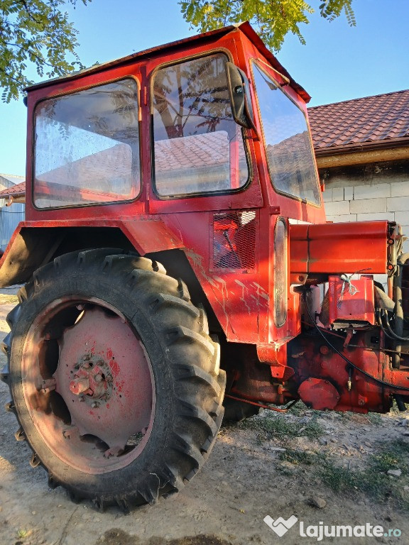 Tractor de vânzare