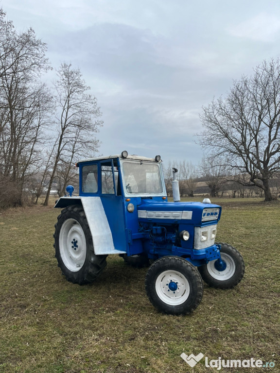 Tractor Ford 4000