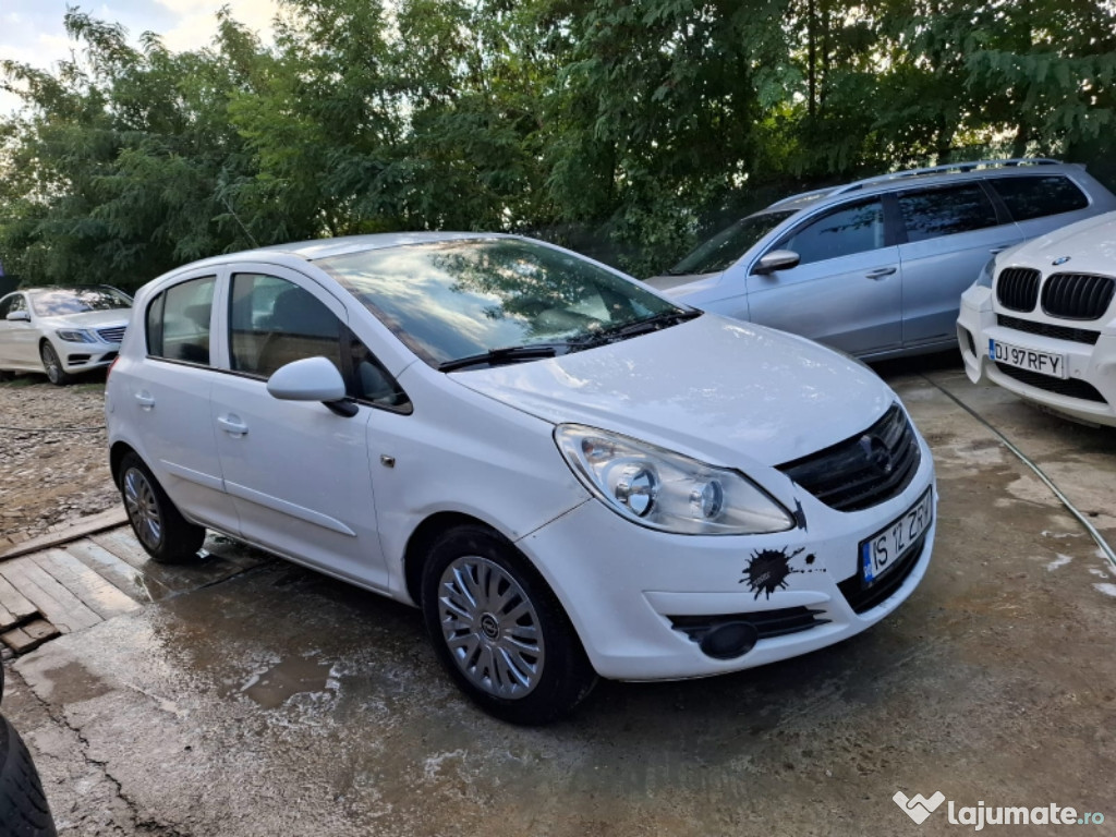 Opel corsa 2008 1.3cdti 2800e