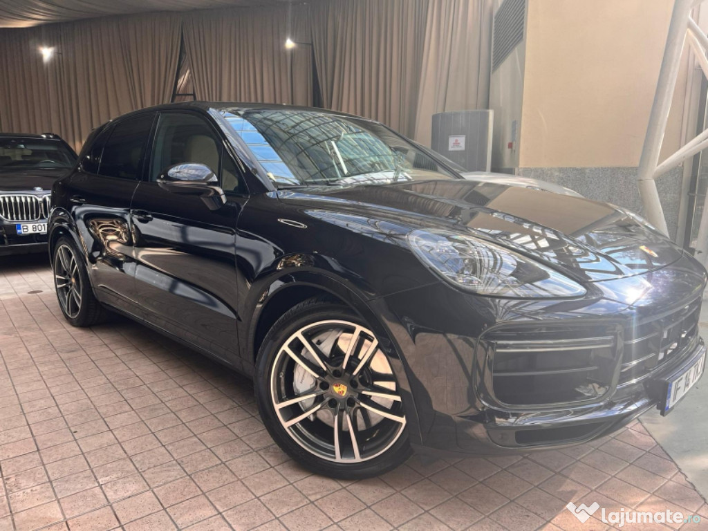 Porsche Cayenne Turbo 2019