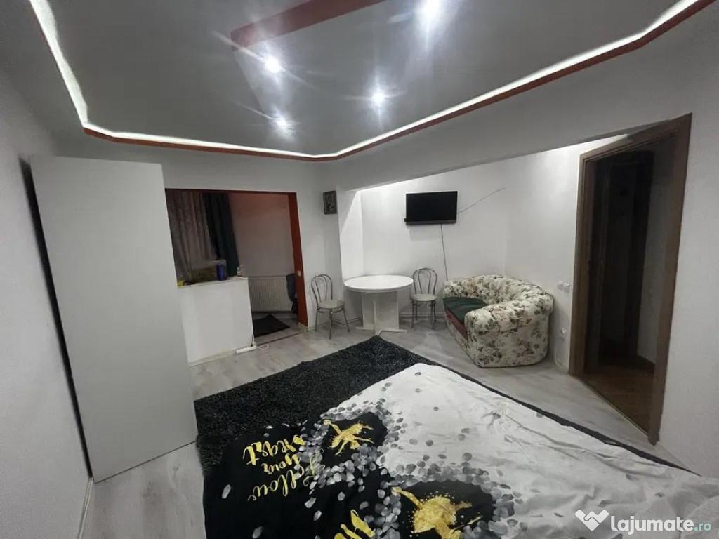 Apartament cu 2 camere, decomandat - zona Astra