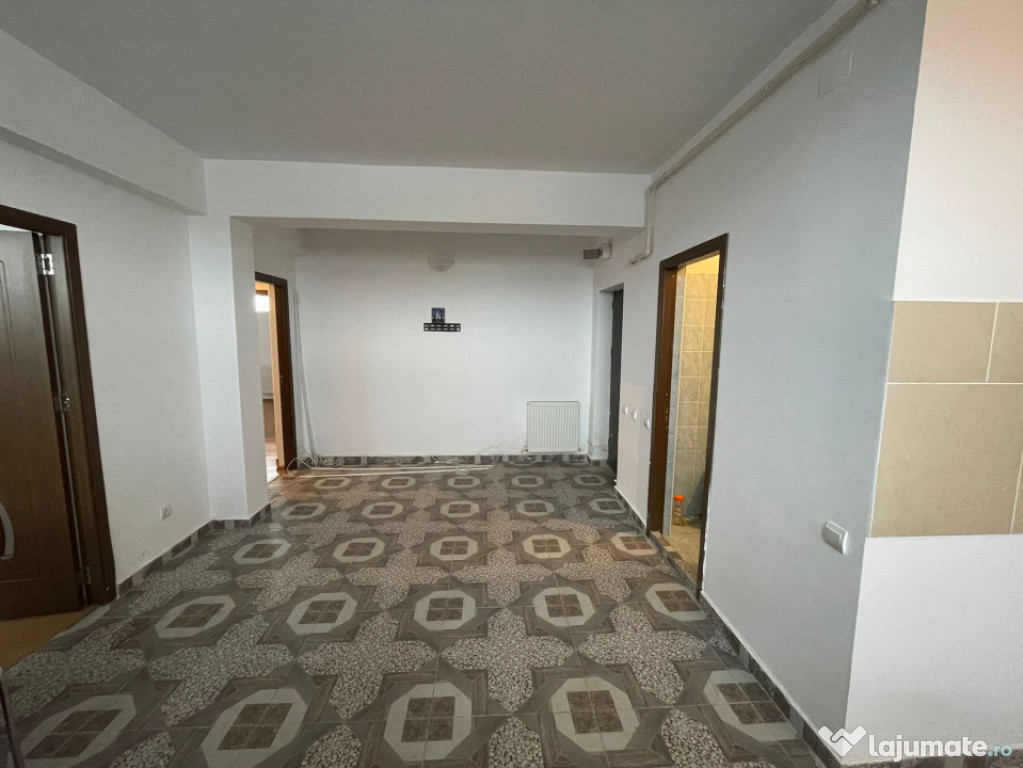 APARTAMENT 4 CAMERE, ZONA BUNA