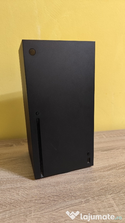 Vând Xbox series X