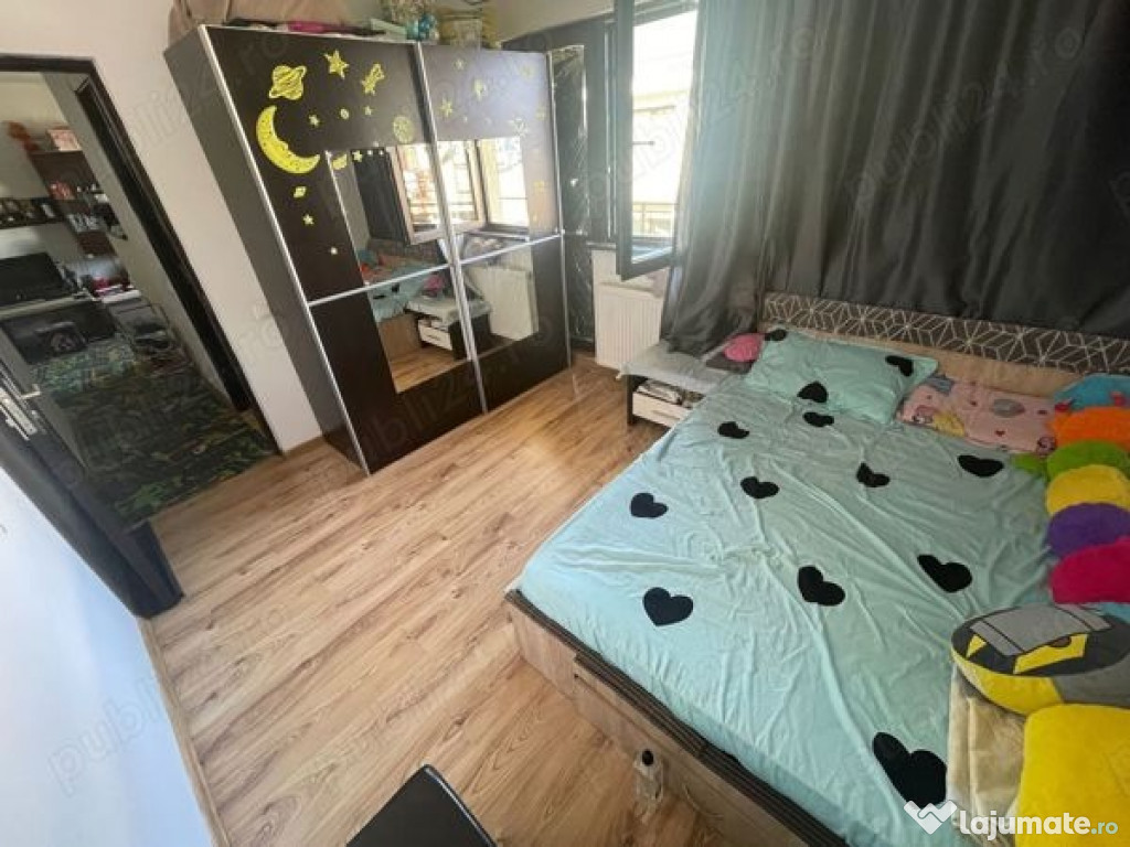 Închiriez apartament cu centrala și parcare/Comision 0%