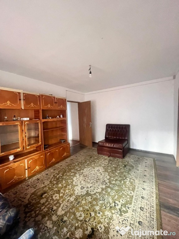 De vanzare 2 camere , 32000 euro