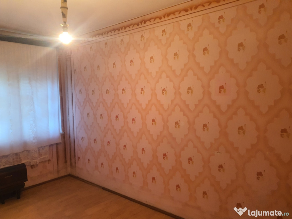 Apartament 2 camere - situat în zona Republicii, P/4