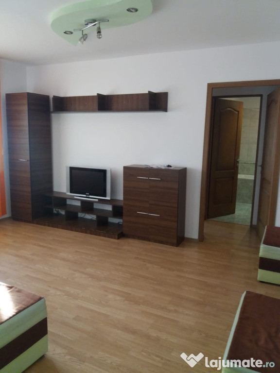 Se închiriază apartament 2 camere