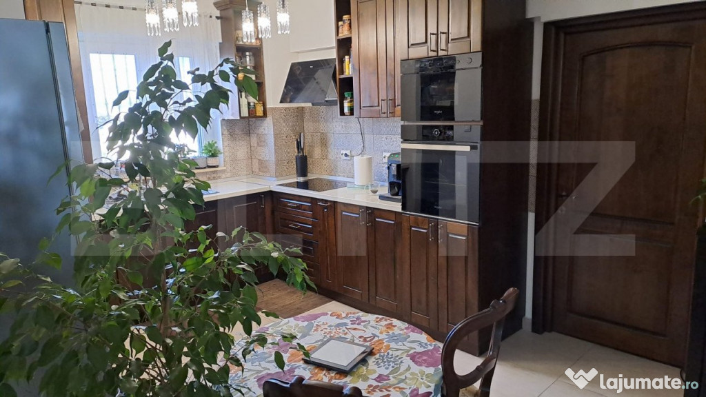 Apartament 4 camere, 81 mp utili, zona Ultracentrala